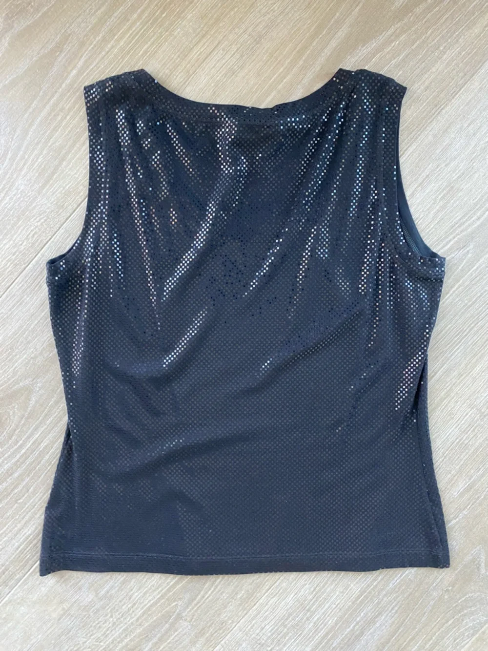St. John Caviar Black Shimmer Sleeveless Tank Top Size Large - Picture 2 of 6